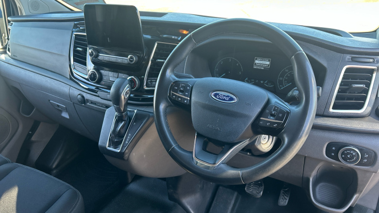 Ford Transit Custom 300 L2 Diesel Fwd 2.0 EcoBlue 130ps Low Roof Limited Van Auto